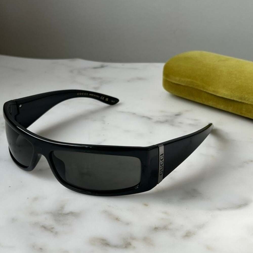 NEW Gucci GG1492S 007 Black Shielded Mask Sunglasses $505